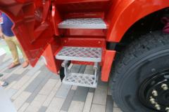 一汽解放 新J6P重卡 500马力 8X4 8.5米自卸车(CA3310P66K24L7T4AE5)
