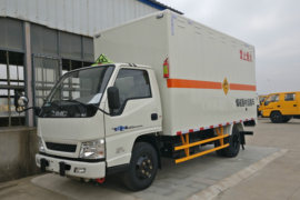 顺达窄体&nbsp;爆破器材运输车外观图片