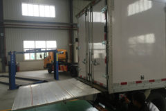 江铃 顺达窄体 116马力 4.039米单排厢式轻卡(JMT5040XXYXGE2)