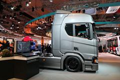 斯堪尼亚 新R系列重卡 500马力 4X2牵引车(型号R500)