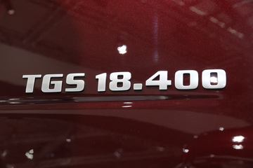 �� TGS 400���� 4X2 ǣ����ͼƬ