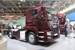 曼 TGS 400马力 4X2 牵引车