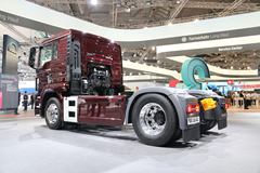 曼 TGS 400马力 4X2 牵引车