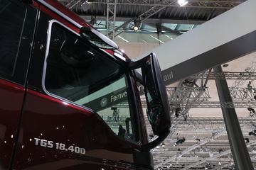 �� TGS 400���� 4X2 ǣ����ͼƬ