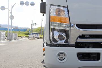 ���� ˧��Q6 152���� 4.18�׵��������ῨͼƬ