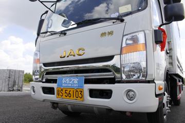 ���� ˧��H 130���� 4X2 4.08�׵�����ƿ���䳵(HFC5043TQPXVZ)ͼƬ