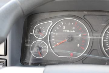 ���� ˧��H 130���� 4X2 4.08�׵�����ƿ���䳵(HFC5043TQPXVZ)ͼƬ