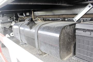 ���� ˧��H 130���� 4X2 4.08�׵�����ƿ���䳵(HFC5043TQPXVZ)ͼƬ