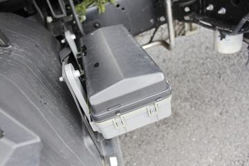 ���� ˧��H 130���� 4X2 4.08�׵�����ƿ���䳵(HFC5043TQPXVZ)ͼƬ