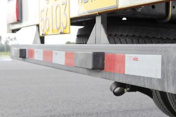 ���� ˧��H 130���� 4X2 4.08�׵�����ƿ���䳵(HFC5043TQPXVZ)ͼƬ