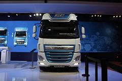 达夫 CF重卡 4X2 VDL E-power电动牵引车