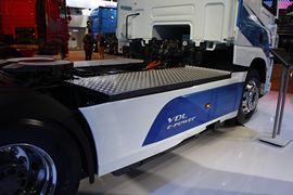 达夫CF&nbsp;电动牵引车底盘图片