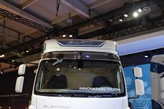 达夫 LF系列重卡  4X2载货车底盘