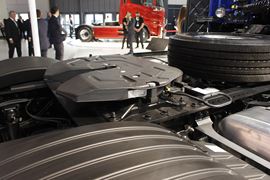 F-MAX&nbsp;牵引车底盘                                                图片