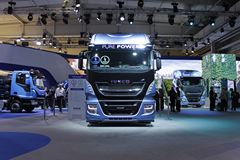 依维柯 New Stralis 重卡 460马力 4X2 LNG牵引车(AS440S46T)