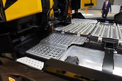 雷诺 T520系列重卡 运动版 520马力 4X2 牵引车
