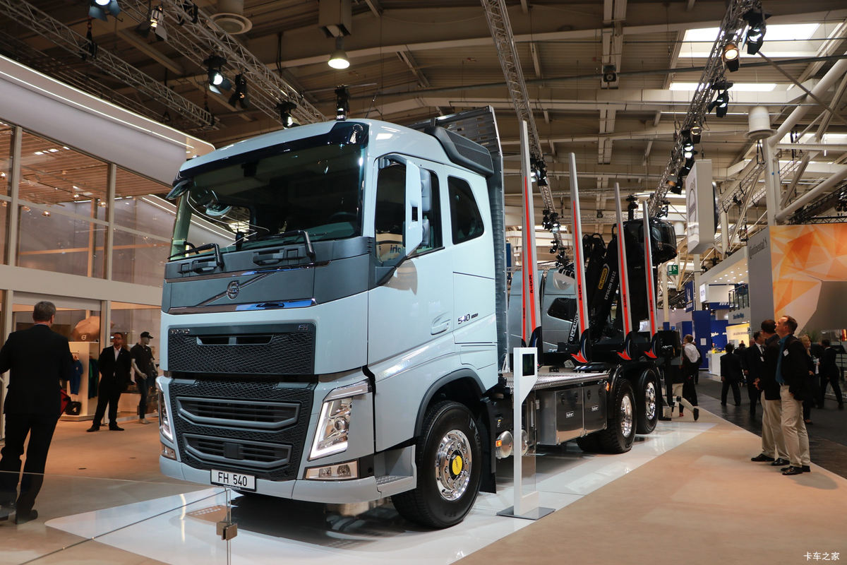 沃尔沃 新FH重卡 540马力 6X2R木材运输车