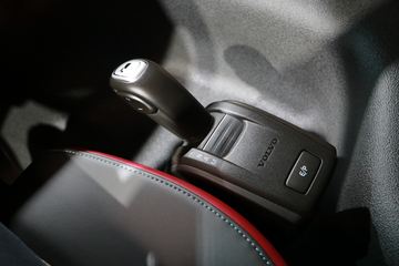 �ֶ���FMX 500���� 6X2R��ж��ͼƬ