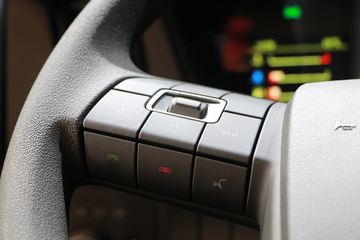 �ֶ���FMX 500���� 6X2R��ж��ͼƬ