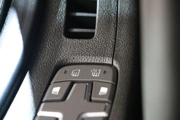 �ֶ���FMX 500���� 6X2R��ж��ͼƬ