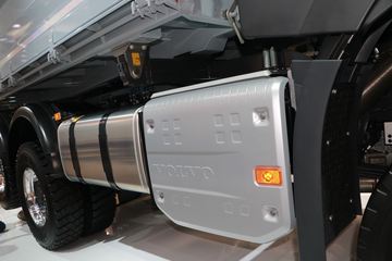 �ֶ���FMX 500���� 6X2R��ж��ͼƬ