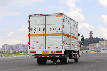 ���� ˧��H 130���� 4X2 4.08�׵�����ƿ���䳵(HFC5043TQPXVZ)ͼƬ