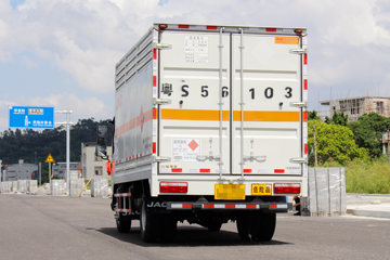 ���� ˧��H 130���� 4X2 4.08�׵�����ƿ���䳵(HFC5043TQPXVZ)ͼƬ