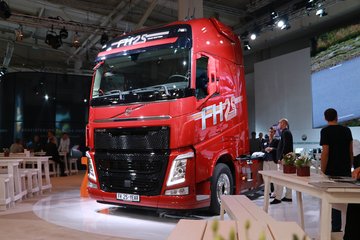 沃尔沃 新FH重卡 25周年版 540马力 4X2牵引车