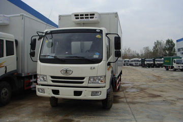 青岛解放 骏威（J5M） 180马力 6X2 冷藏车(山东正泰-希尔牌)(ZZT5180XLC)