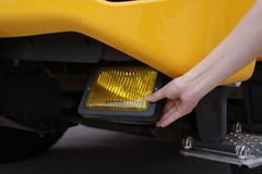 联合卡车U420 420马力 8X4 8米自卸车(SQR3310D6T6)