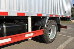 重汽王牌 7系 84马力 3.7米单排厢式轻卡 重汽王牌 7系 84马力 3.7米单排厢式轻卡