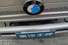 重汽王牌 7系 84马力 3.7米单排厢式轻卡 重汽王牌 7系 84马力 3.7米单排厢式轻卡