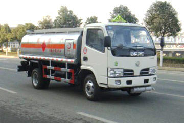 东风 金霸 90马力 4X2 加油车(EQ5040GJY20DCAC)