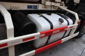 解放J6P&nbsp;混凝土搅拌车底盘                                                图片