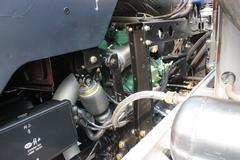 解放 J6P重卡 420马力 6X4 LNG牵引车(2011款)(CA4250P66K22T1A1E)