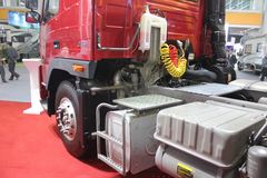 大运 336马力 4X2 牵引车(高顶)(型号CGC4180)