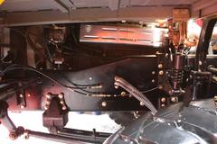 解放 矿威 336马力 6X4 宽体矿用自卸车