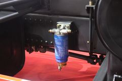 大运 310马力 6X4 5.8米自卸车(DYX3251DA38WPD3A)