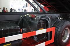 大运 310马力 6X4 5.8米自卸车(DYX3251DA38WPD3A)