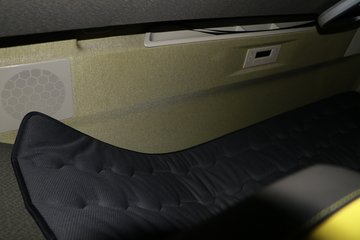 �ֶ��� FH16�ؿ� 750���� 8X4�Զ���ǣ����ͼƬ