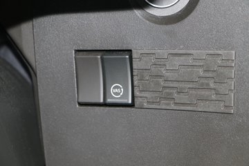 �ֶ��� FH16�ؿ� 750���� 8X4�Զ���ǣ����ͼƬ