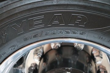 �ֶ��� FH16�ؿ� 750���� 8X4�Զ���ǣ����ͼƬ