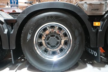 �ֶ��� FH16�ؿ� 750���� 8X4�Զ���ǣ����ͼƬ