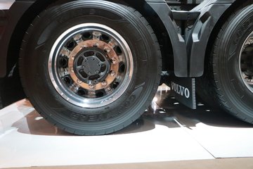 �ֶ��� FH16�ؿ� 750���� 8X4�Զ���ǣ����ͼƬ