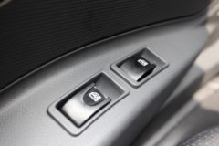 跃进 小福星S50Q 1.5L 110马力 汽油 3.65米单排栏板小卡(SH1032PEGBNZ1)