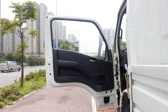 跃进 小福星S50Q 1.5L 110马力 汽油 3.65米单排栏板小卡(SH1032PEGBNZ1)