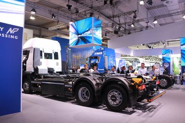 Stralis&nbsp;载货车外观                                                图片