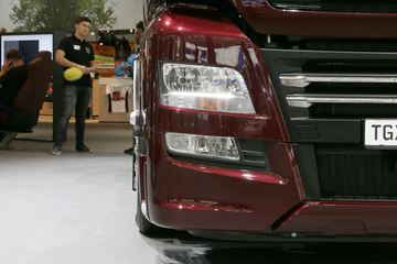 ��(MAN) TGXϵ���ؿ� 420���� 4X2ǣ����(TGX18.420)ͼƬ