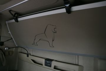 ��(MAN) TGXϵ���ؿ� 420���� 4X2ǣ����(TGX18.420)ͼƬ