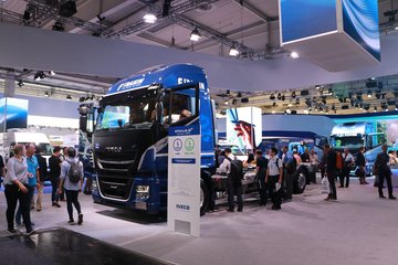 ά Stralis ؿ 460 6X2 LNGػ(AT260S46Y/FS-CM NP) ͼƬ